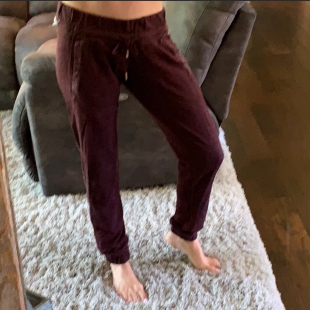 Lululemon joggers